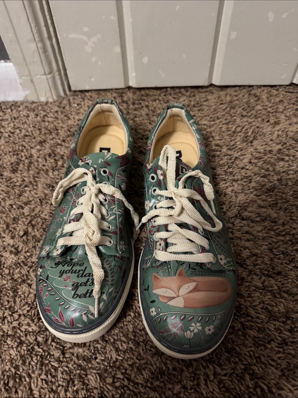 DOGO Floral Fox Printed Women's Sneakers - Green